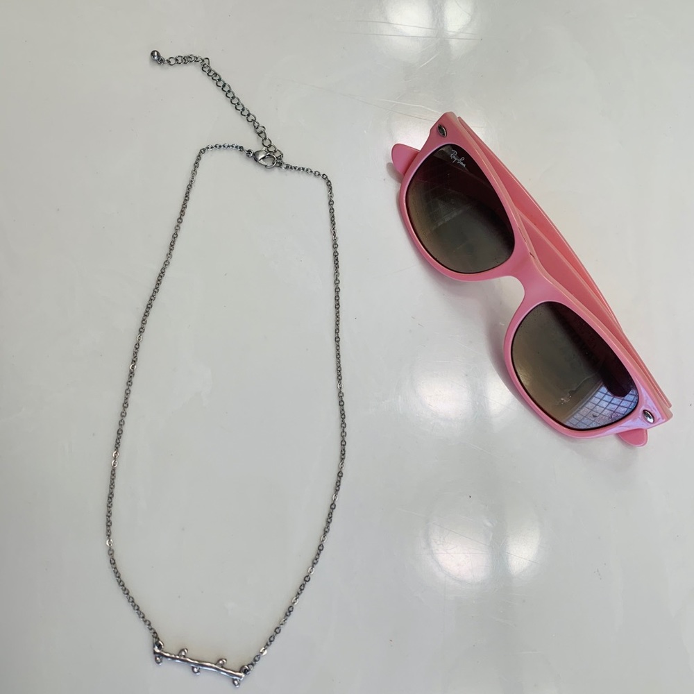 Necklace Bundle - Picture 6 of 8